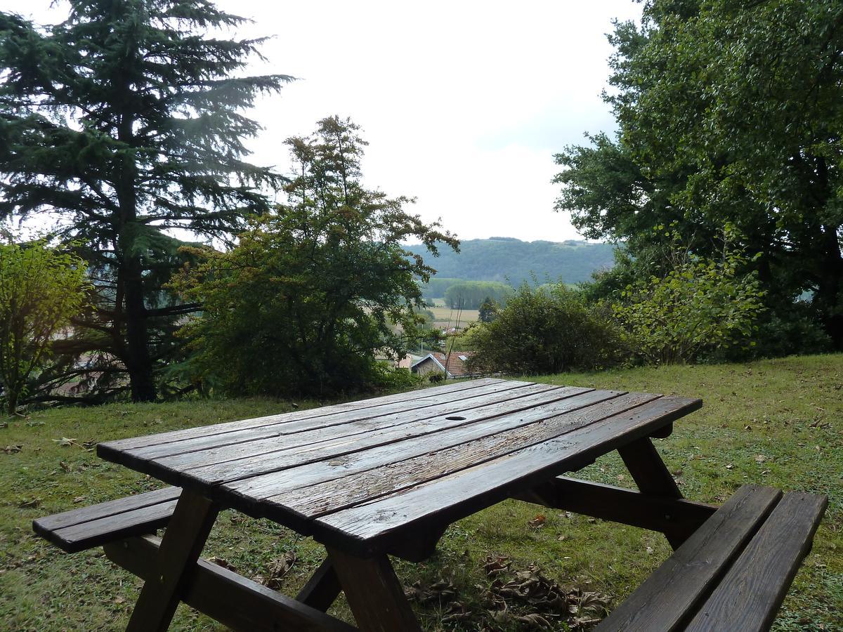 Kergio Bed & Breakfast Saint-Uze Bagian luar foto